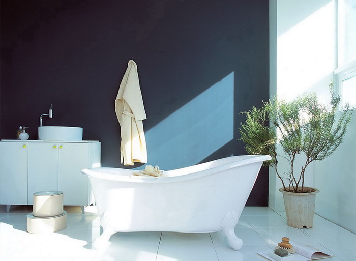 杭州季景沁园别墅
行业：卫生间使用易必居防水涂料